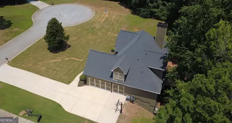 623 Henning Dr, Winder, GA 30680 photo 8
