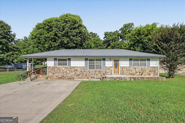 99 Meadow Ln, Ringgold, GA 30736