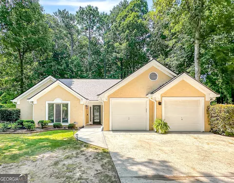 244 Claridge Curv, Peachtree City, GA 30269