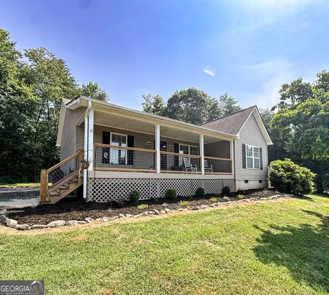 39 E Point Dr, Dahlonega, GA 30533