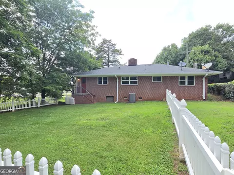 Exterior - 372 Foreacre St, Cornelia, GA 30531 photo 3 of 5