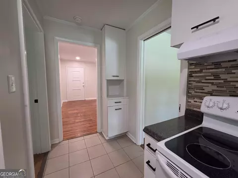 Entry Way - 372 Foreacre St, Cornelia, GA 30531 photo 1 of 1
