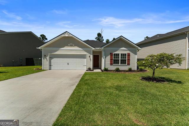 470 Brightleaf Cir, Hinesville, GA 31313