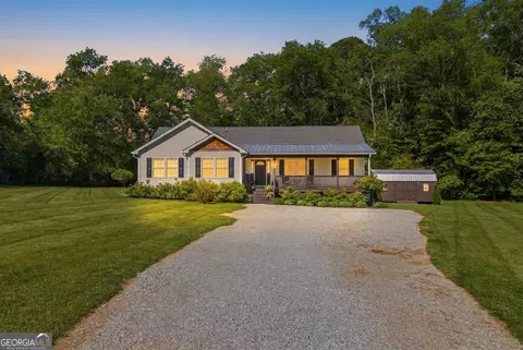 1355 Hickory Knoll Rd, Franklin, NC 28734