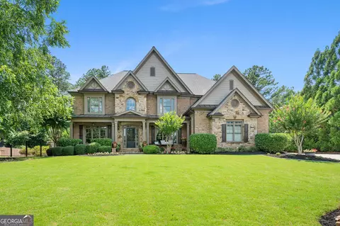 125 Ridge View Ct, Acworth, GA 30101