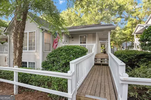 1110 Gettysburg Pl, Sandy Springs, GA 30350
