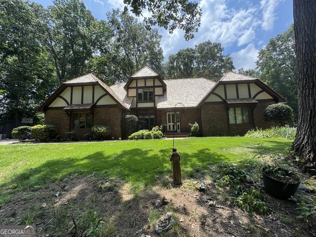 4525 Mountain View Rd, Oakwood, GA 30566