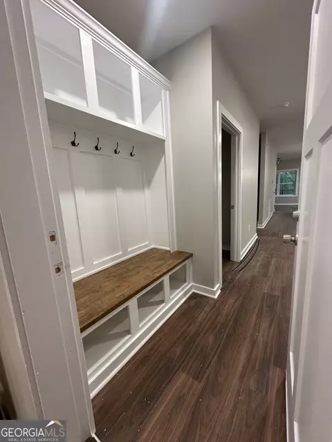Entry Way - 113 Sidetrack Cir, Comer, GA 30629 photo 1 of 5