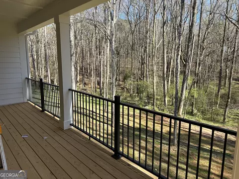 Exterior - 113 Sidetrack Cir, Comer, GA 30629 photo 3 of 10