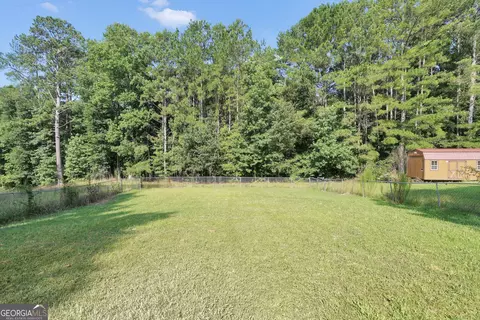 Exterior - 208 Drake Elm Ct, Hampton, GA 30228 photo 10 of 11