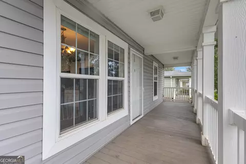 Exterior - 109 Willow Dr E, Newnan, GA 30263 photo 6 of 7