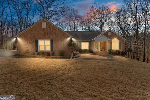 5067 Lazy Acres Dr, Douglasville, GA 30135