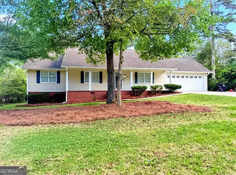 31 Williamsburg Dr NW, Rome, GA 30165