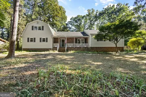 1676 Heritage Dr, Snellville, GA 30078