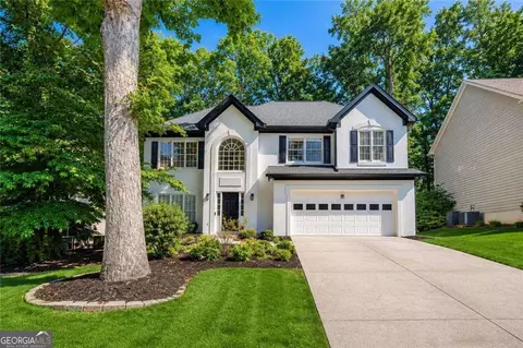 1595 Watercove Ln, Lawrenceville, GA 30043