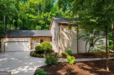 8760 S Mount Dr, Alpharetta, GA 30022