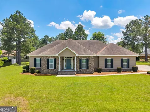 410 Heartwood Ln, Dublin, GA 31021