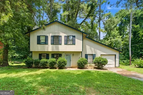 3957 Brookstone Ct, Ellenwood, GA 30294