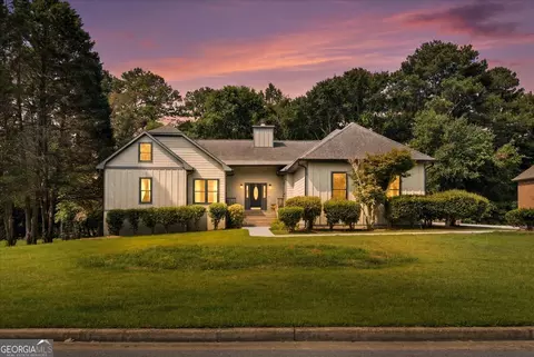 26 Chad Ct, Mcdonough, GA 30253