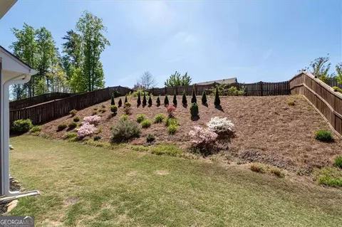 Exterior - 621 Little Bear Loop, Canton, GA 30114 photo 6 of 12