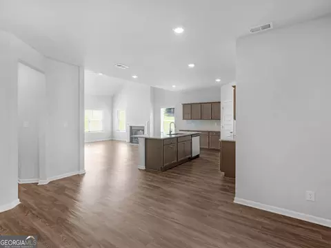 Entry Way - 168 Belford Way, Jackson, GA 30233 photo 3 of 5