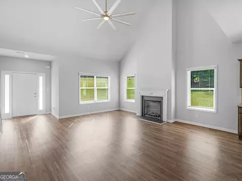 Living - 168 Belford Way, Jackson, GA 30233 photo 2 of 6