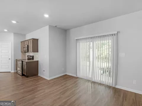 Living - 168 Belford Way, Jackson, GA 30233 photo 6 of 6