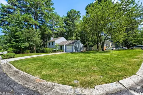 2635 Meadow Bend Ct, Duluth, GA 30096 photo 3