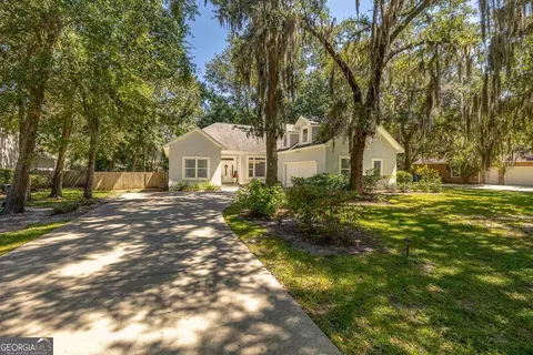 330 Cinder Hill Dr, Brunswick, GA 31523