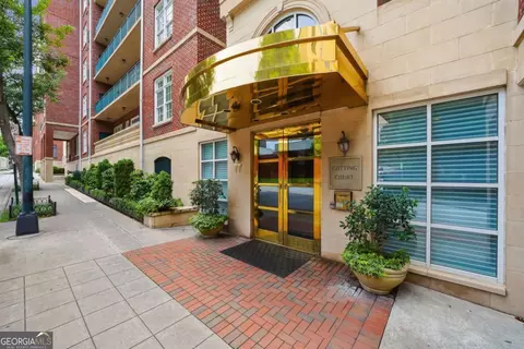77 Peachtree Pl NE #403, Atlanta, GA 30309