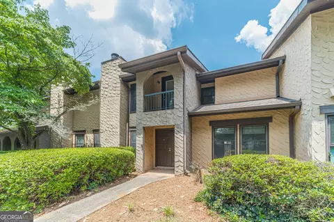6217 Barcelona Dr, Peachtree Corners, GA 30092