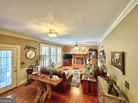 1018 Riverside Dr, Lagrange, GA 30240 photo 9