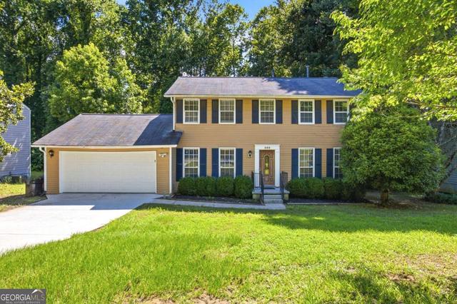 260 Barrington Dr E, Roswell, GA 30076