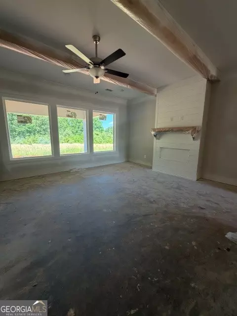 Living - 133 Twin Oaks Dr, Hampton, GA 30228 photo 1 of 1