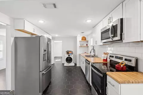 730 E 38th St, Savannah, GA 31401 photo 13