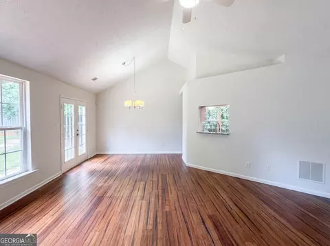 305 Cobb Ct, Hampton, GA 30228 photo 6