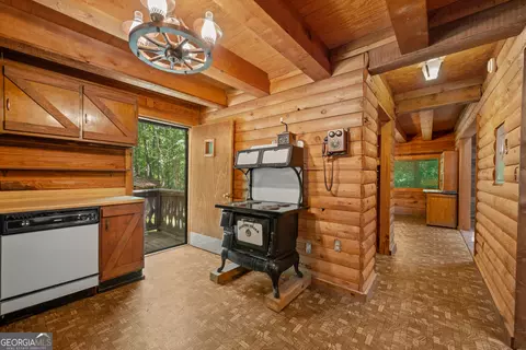 Entry Way - 120 Bill Brown Rd, Jackson, GA 30233 photo 2 of 4