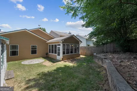 Exterior - 40 Bellerive Ln, Covington, GA 30014 photo 6 of 9