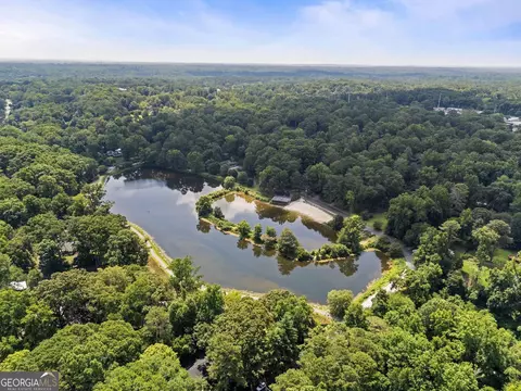 4553 Park Dr, Pine Lake, GA 30072