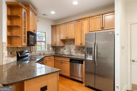 Kitchen - 103 Brookhavenrun Cir, Duluth, GA 30097 photo 1 of 3