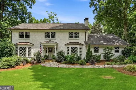 1722 Kellogg Springs Dr, Atlanta, GA 30338