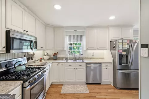 125 Windsor Dr, Cornelia, GA 30531 photo 14