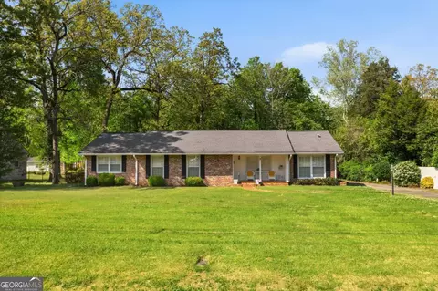 218 Jule Peek Ave, Cedartown, GA 30125
