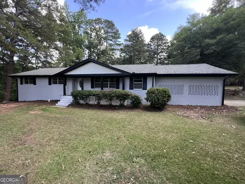 125 Sinclair Marina Rd NE, Milledgeville, GA 31061