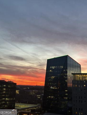 950 W Peachtree St NW #1702, Atlanta, GA 30309