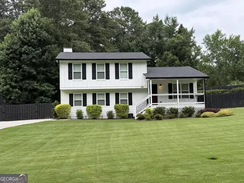 880 The Cir, Lawrenceville, GA 30043