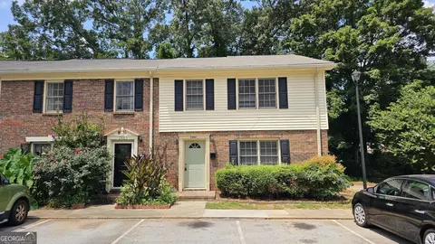 2462 Lehaven Dr, Tucker, GA 30084