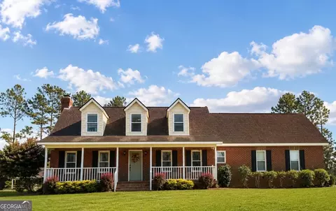 301 Bob Sharpe Rd, Vidalia, GA 30474