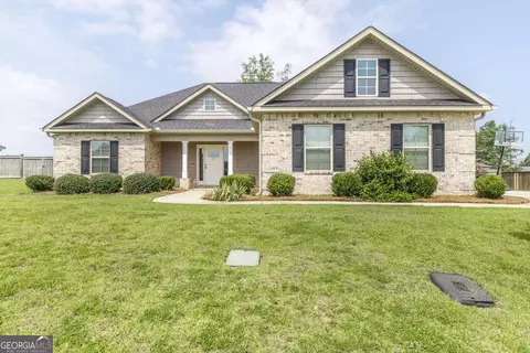 107 Chatham Ct, Byron, GA 31008