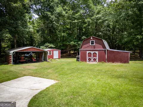 Exterior - 606 Higgins Rd, Jackson, GA 30233 photo 4 of 6